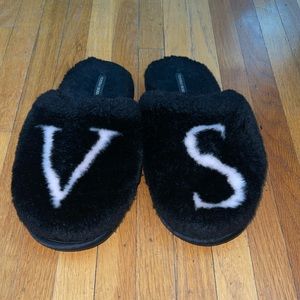 Victorious Secret slippers large